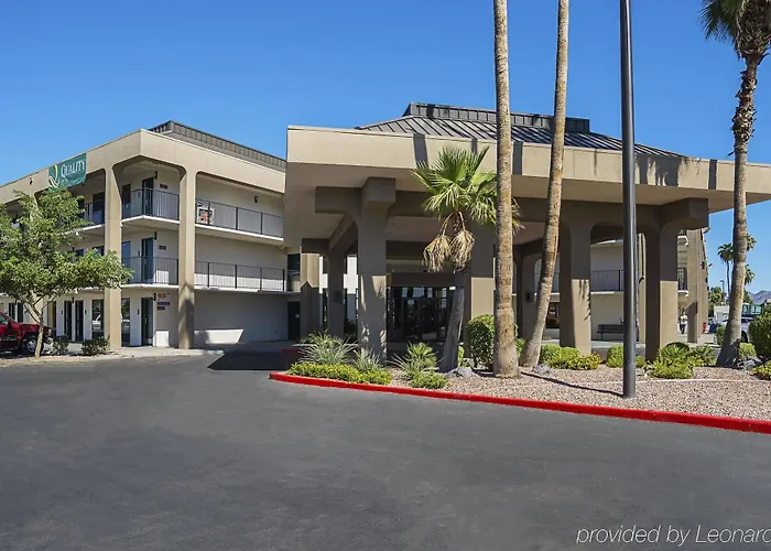 Hotel Quality North I-17 3*